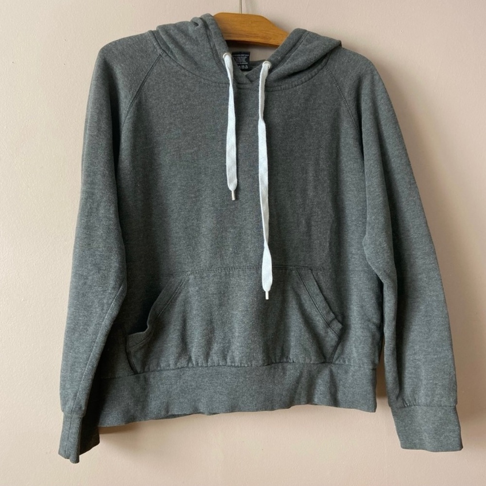 ✨3/$30✨ SWS Women’s Dark Grey Long Sleeve Hoodie
